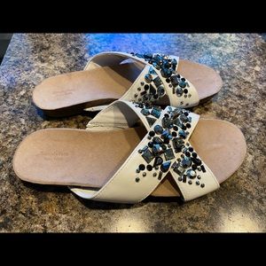 Simply Vera sandals